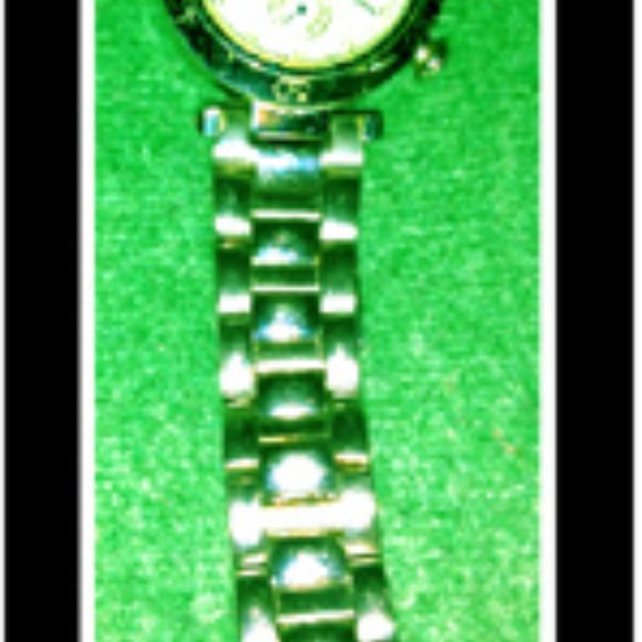Authentic CartierWatch Box + Certificate of Authenticity + A Watch + A Watchband